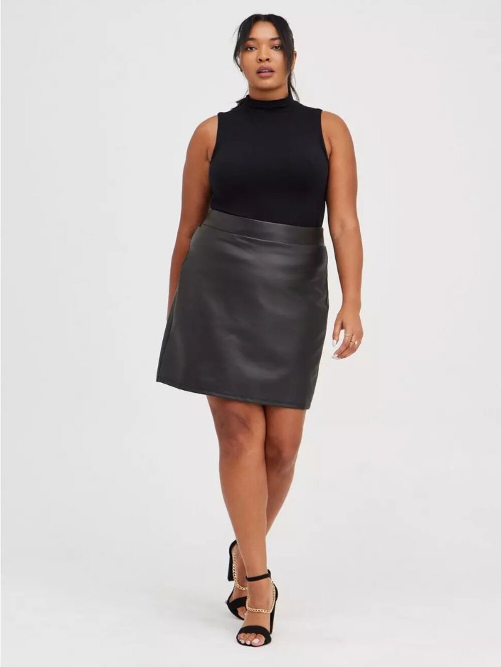 NWT Torrid Mini Studio Luxe Ponte High Waisted Skirt